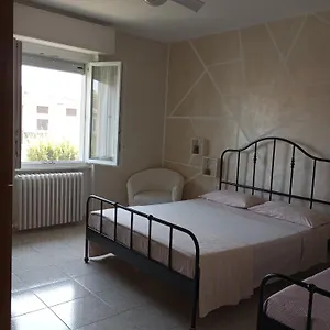  Apartment Casa Vacanze Il Fiore Di Loto